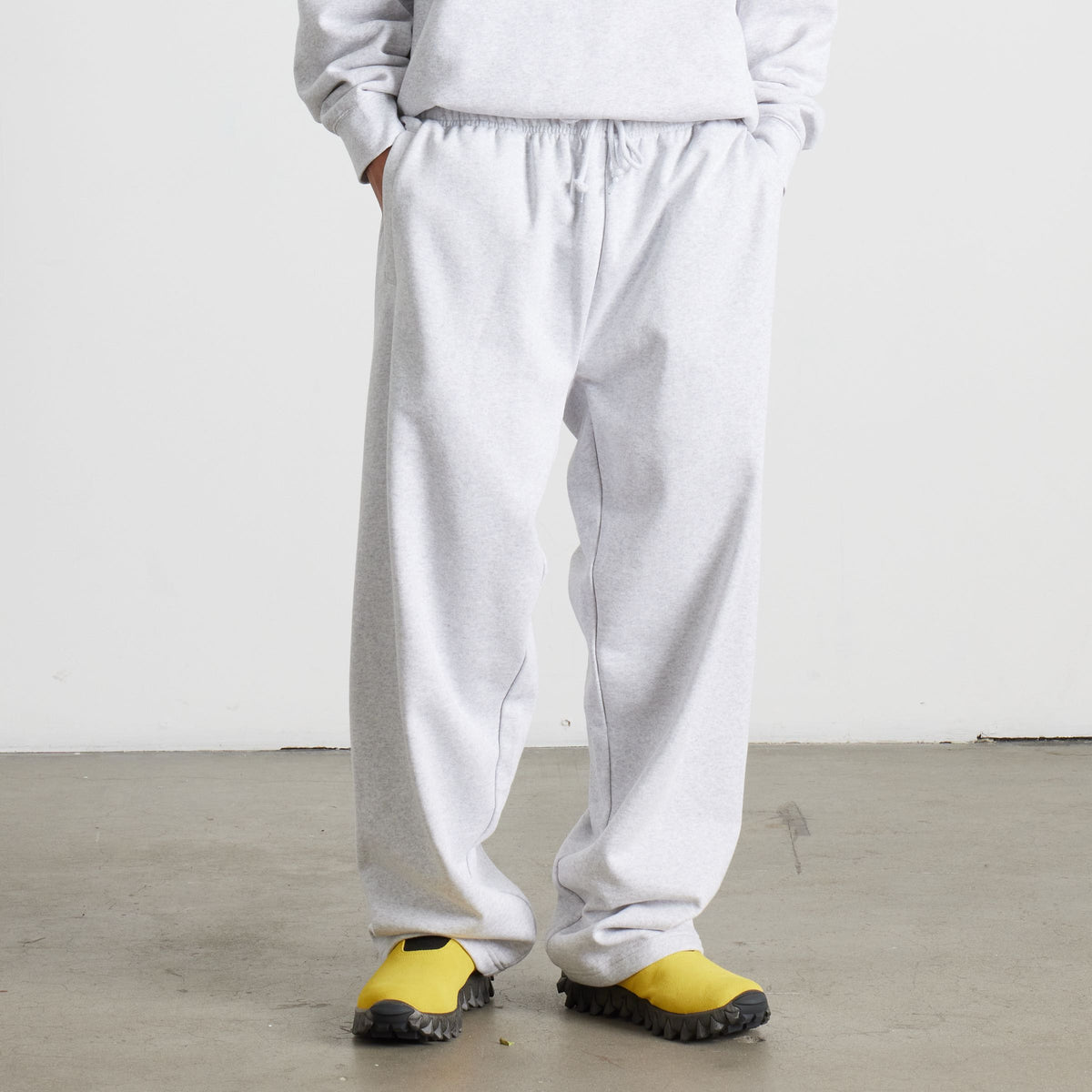 89 Open Hem Fleece Pant